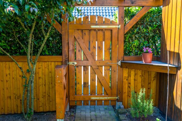 Wooden Gate Repair Service